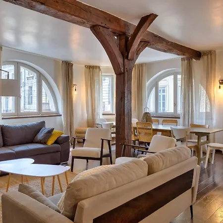 Geoffroy Sublime Duplex A Proximite De La Place Du Vieux Marche * Rouen