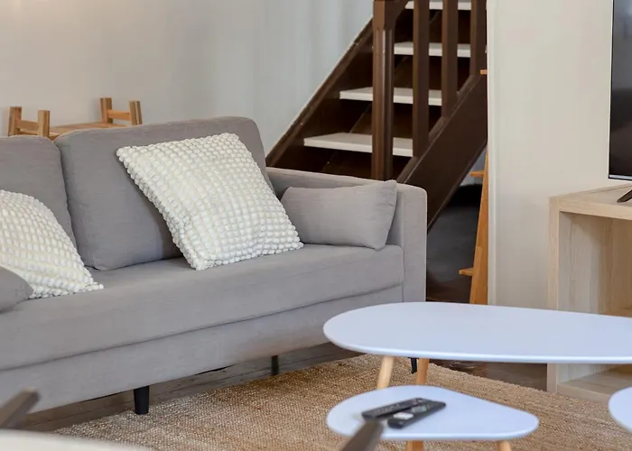 Geoffroy Sublime Duplex A Proximite De La Place Du Vieux Marche Apartment