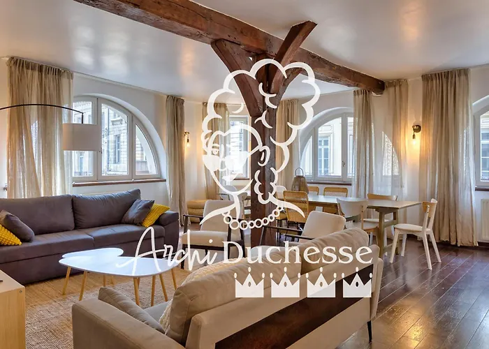 Geoffroy Sublime Duplex A Proximite De La Place Du Vieux Marche Rouen